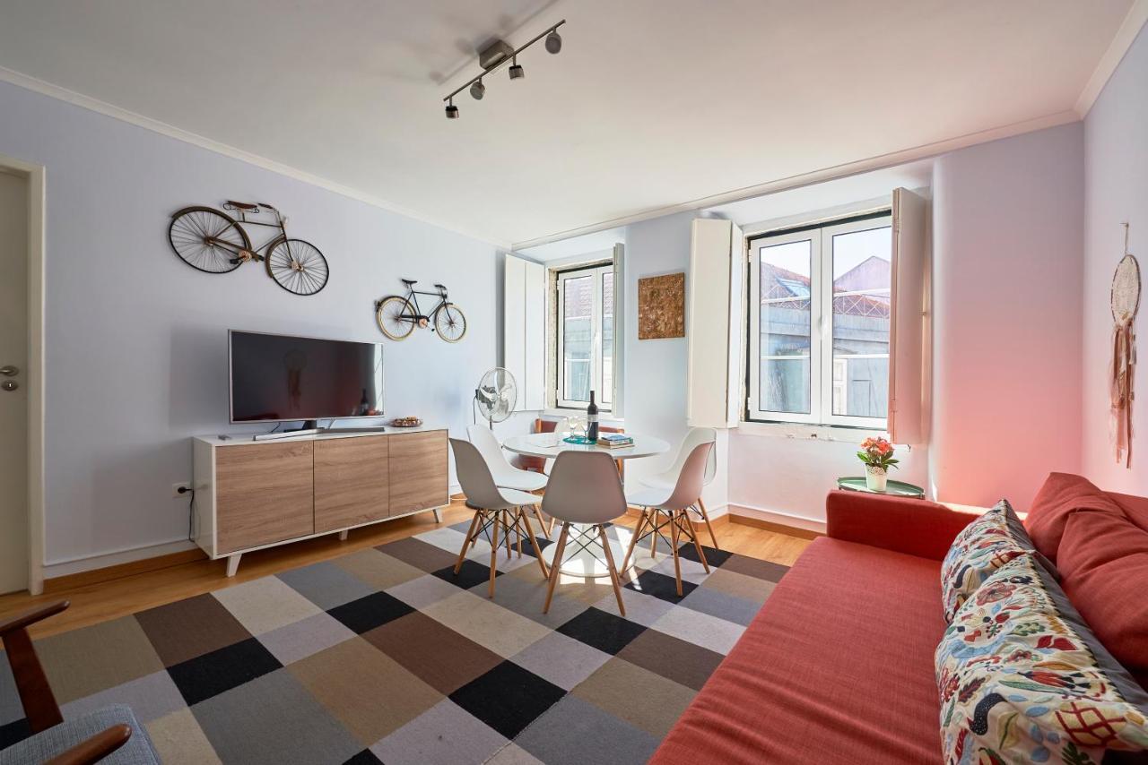 Aesthetic Riverview Apartment In Historical Lisboa Extérieur photo