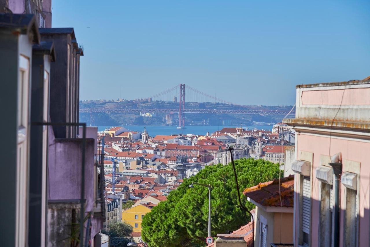Aesthetic Riverview Apartment In Historical Lisboa Extérieur photo