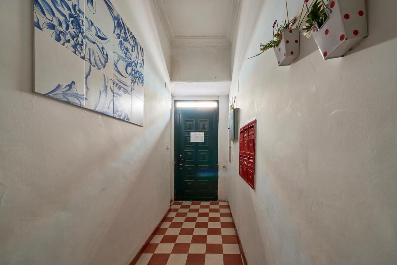 Aesthetic Riverview Apartment In Historical Lisboa Extérieur photo